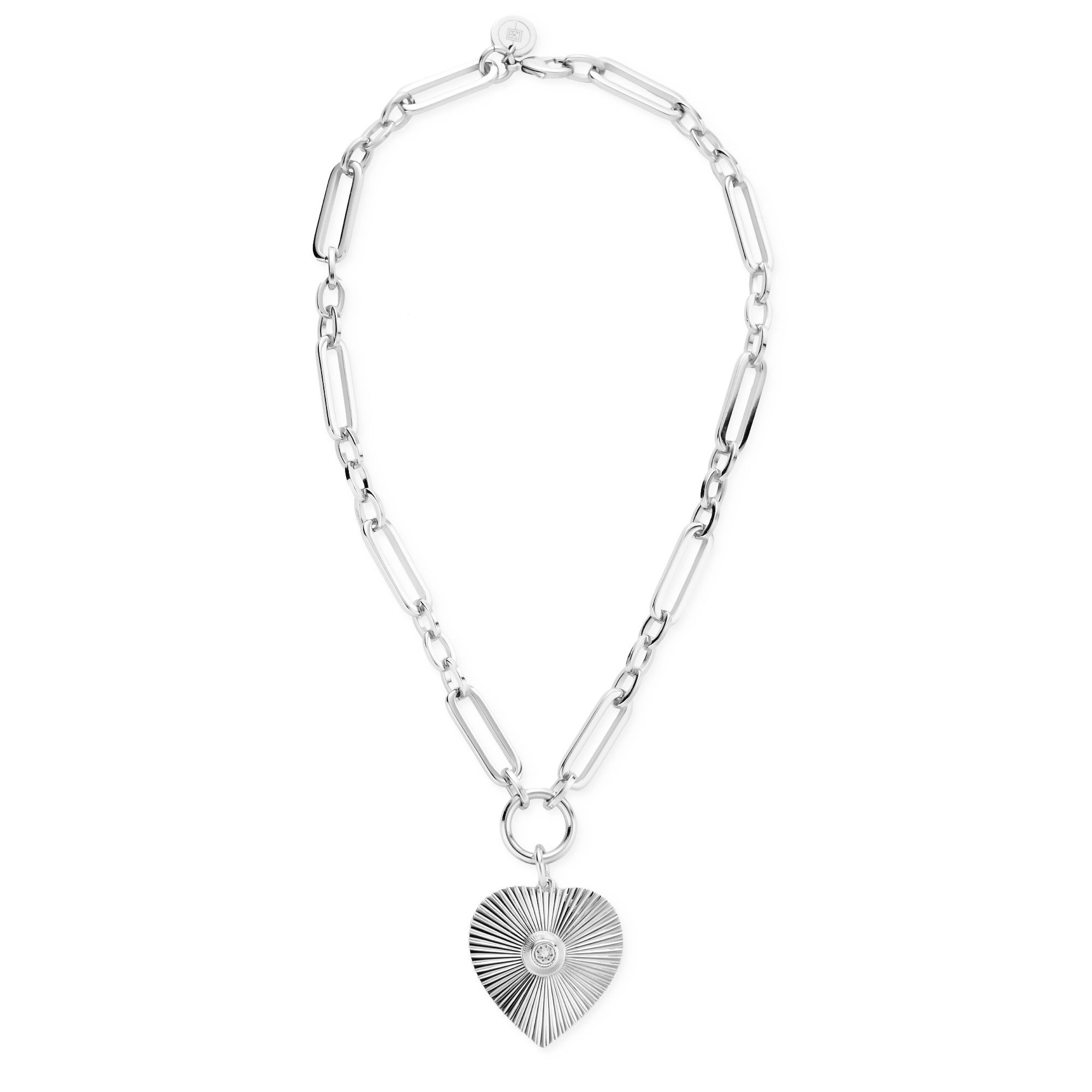 Perla Necklace silver chain with adorable heart pendant for a cute touch