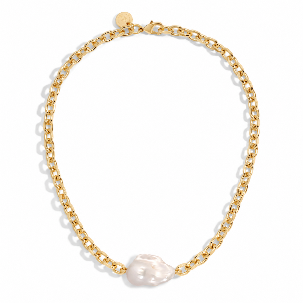 Polly Pearl Necklace in gold with faceted Nova Chain links and freshwater baroque pearl