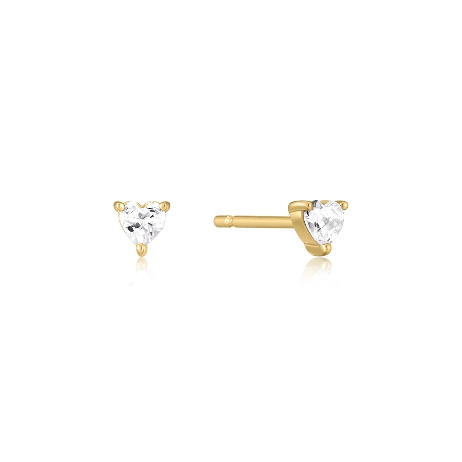 Heart-shaped gold stud earrings in 14k gold vermeil, perfect for elegant jewelry gifting